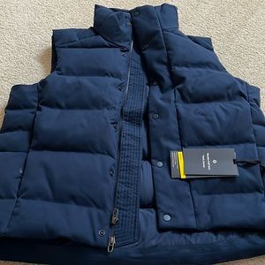 NWT Lululemon Wunder Puff Vest Navy